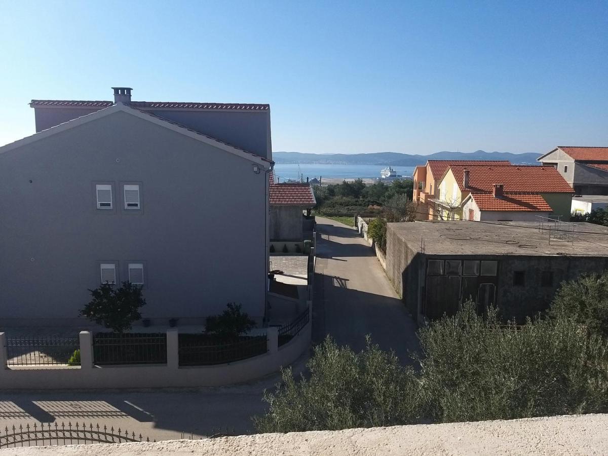 Sunny Apartment Jukic With Sea View 자다르 외부 사진