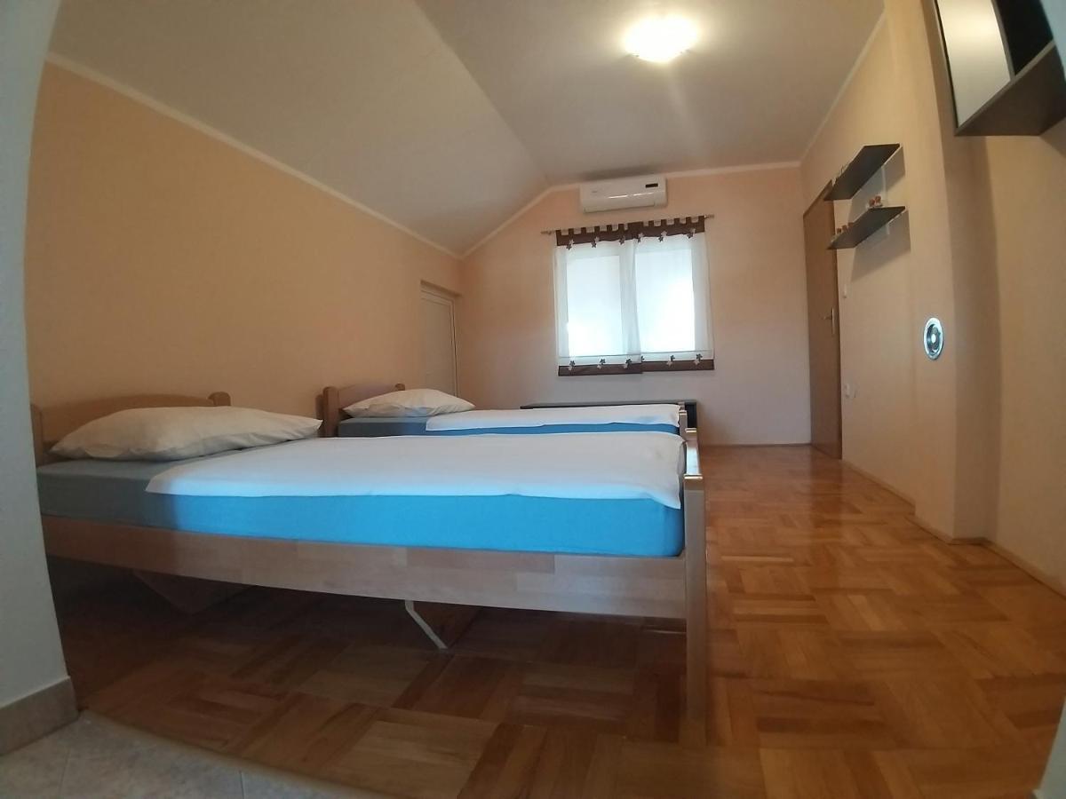 Sunny Apartment Jukic With Sea View 자다르 외부 사진