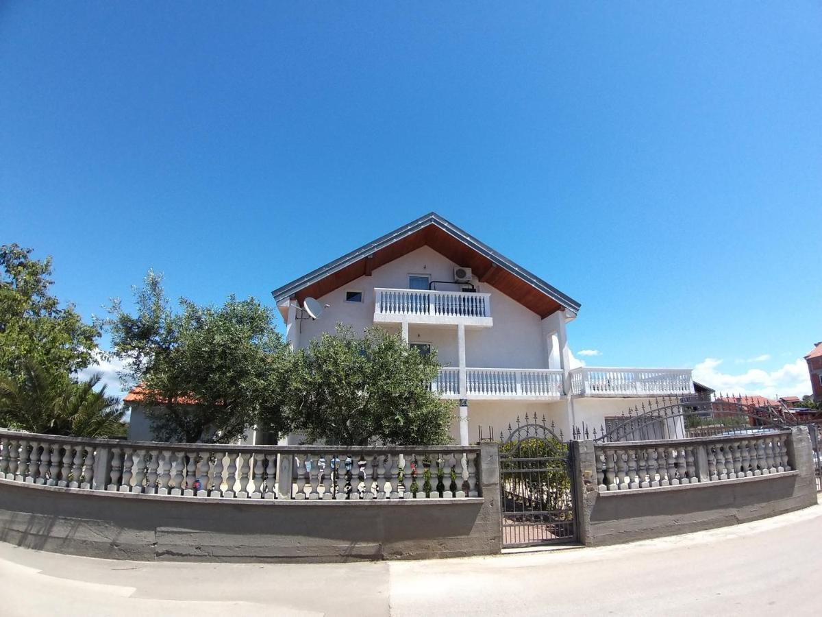 Sunny Apartment Jukic With Sea View 자다르 외부 사진